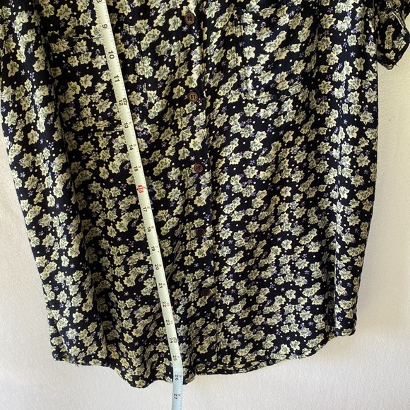 B.Bronson set of 2 button down tops size L - Picture 15 of 16